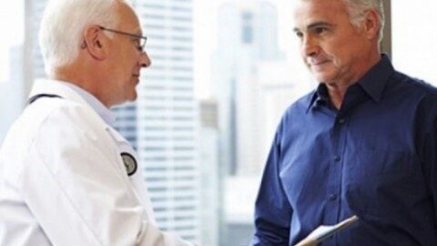 lam-the-nao-de-tam-soat-ung-thu-tuyen-tien-liet